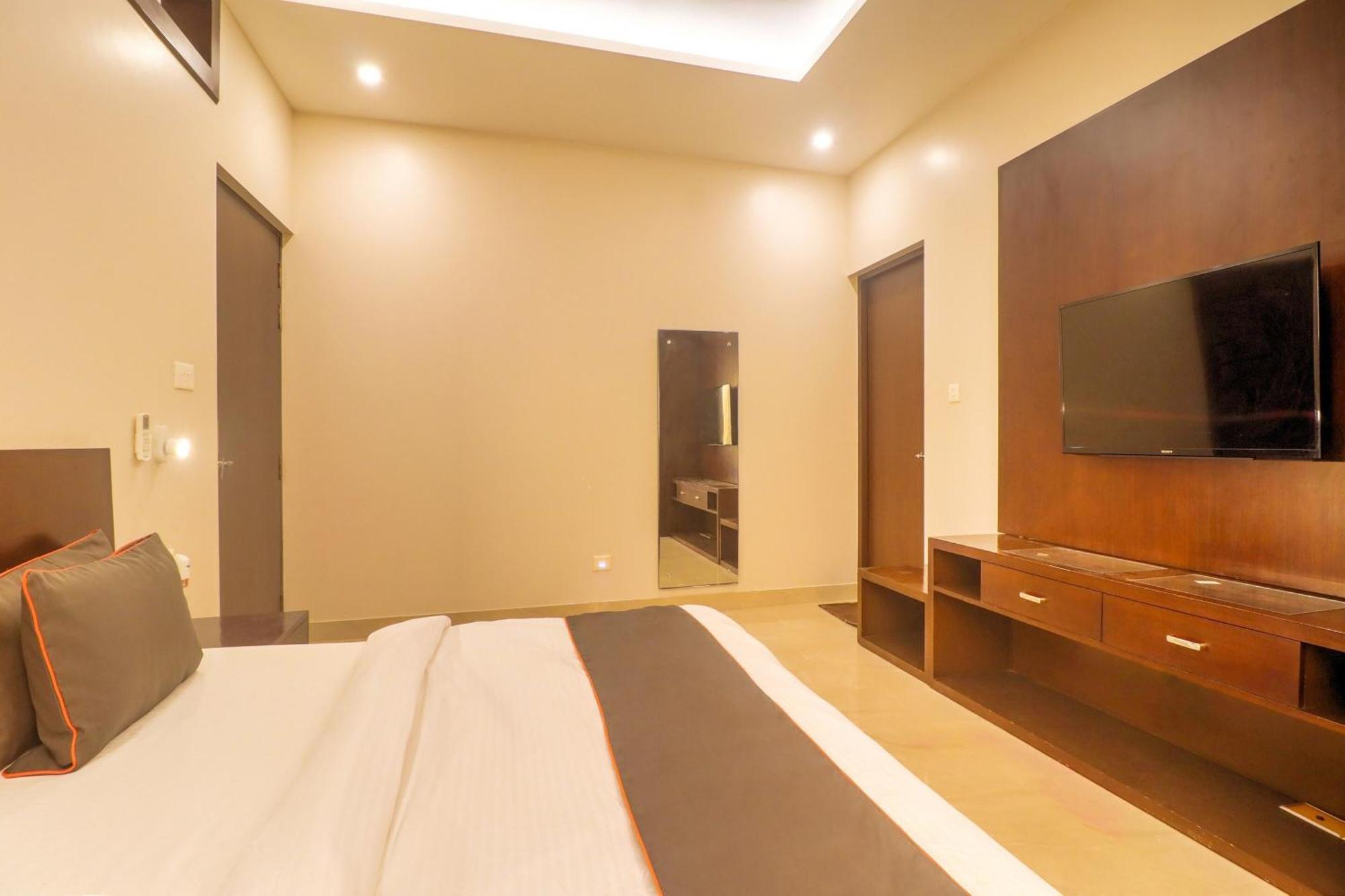 Townhouse Amaraa Farms Near Lulu Hypermarket Lucknow Exterior foto